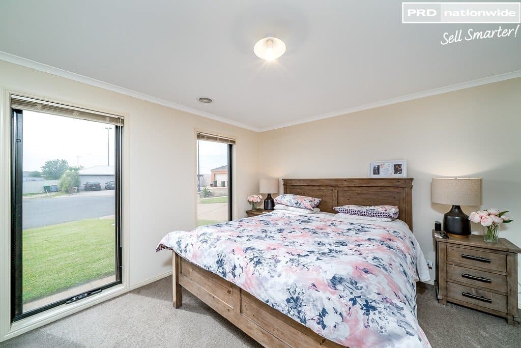 17 Walla Place, GLENFIELD PARK NSW 2650, Glenfield Park - Thumbnail 2