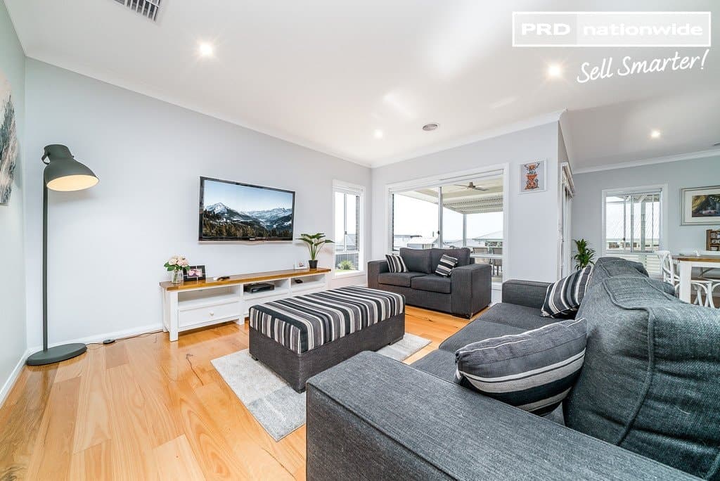 16 Pooginook Place, BOURKELANDS NSW 2650, Bourkelands - Thumbnail 5