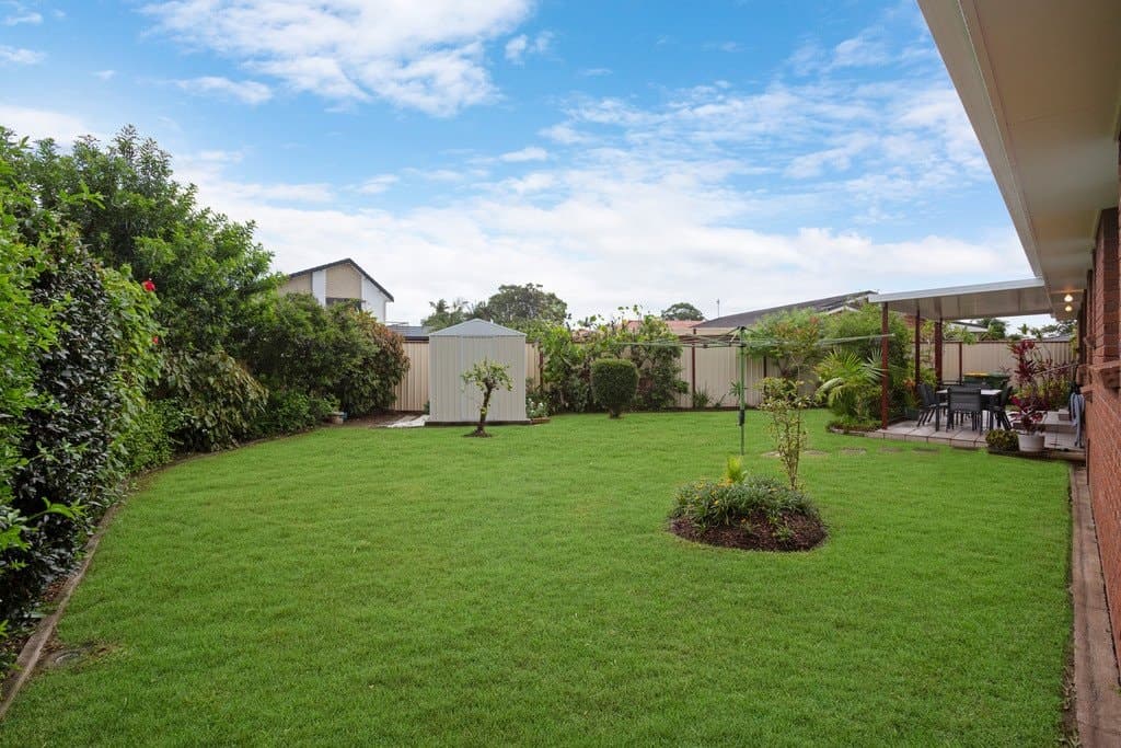 4 Kinglet Street, BURLEIGH WATERS QLD 4220, Burleigh Waters - Thumbnail 2