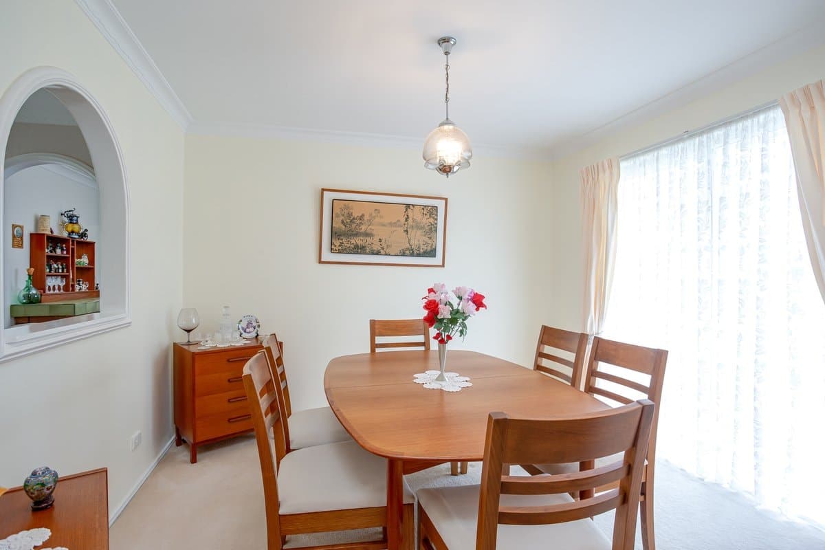 4 Kinglet Street, BURLEIGH WATERS QLD 4220, Burleigh Waters - Thumbnail 4