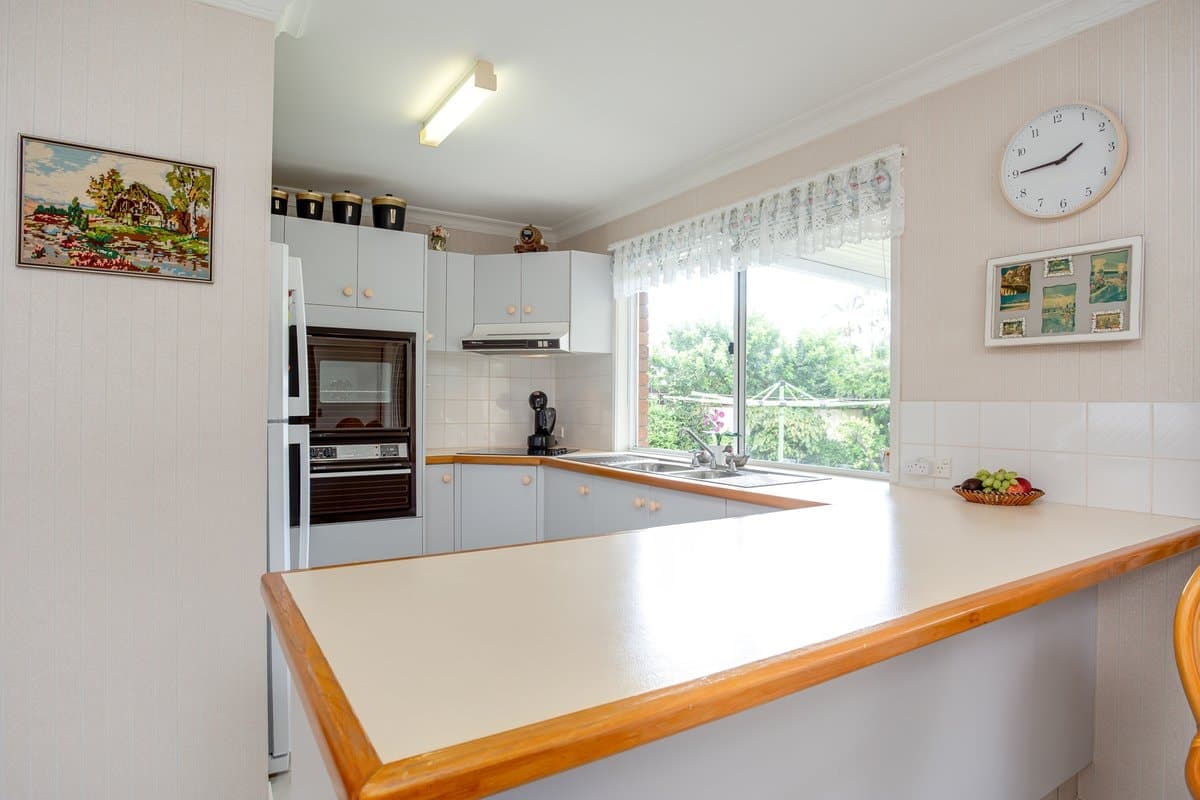 4 Kinglet Street, BURLEIGH WATERS QLD 4220, Burleigh Waters - Thumbnail 7