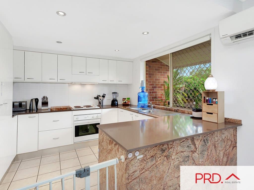 15/2 Cassowary Drive, BURLEIGH WATERS QLD 4220, Burleigh Waters - Thumbnail 2