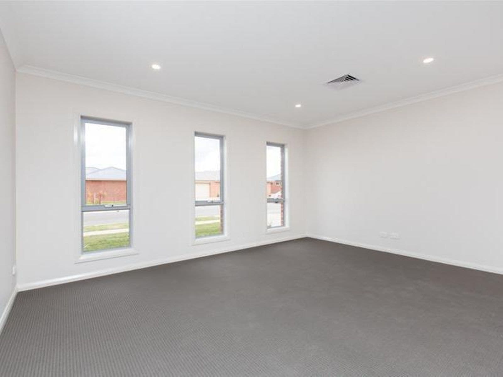 42 Sherring Way, Mildura - Thumbnail 2
