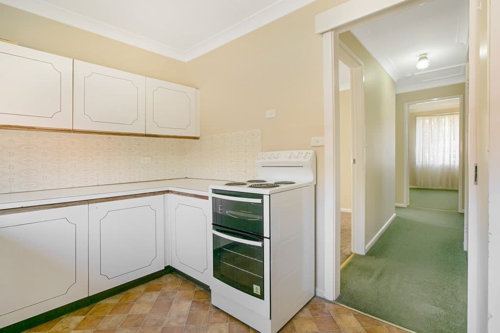 1/51
                Rawson
                Avenue
            
            
            
            tamworth
            
            
            NSW,
            2340, Tamworth - Thumbnail 7