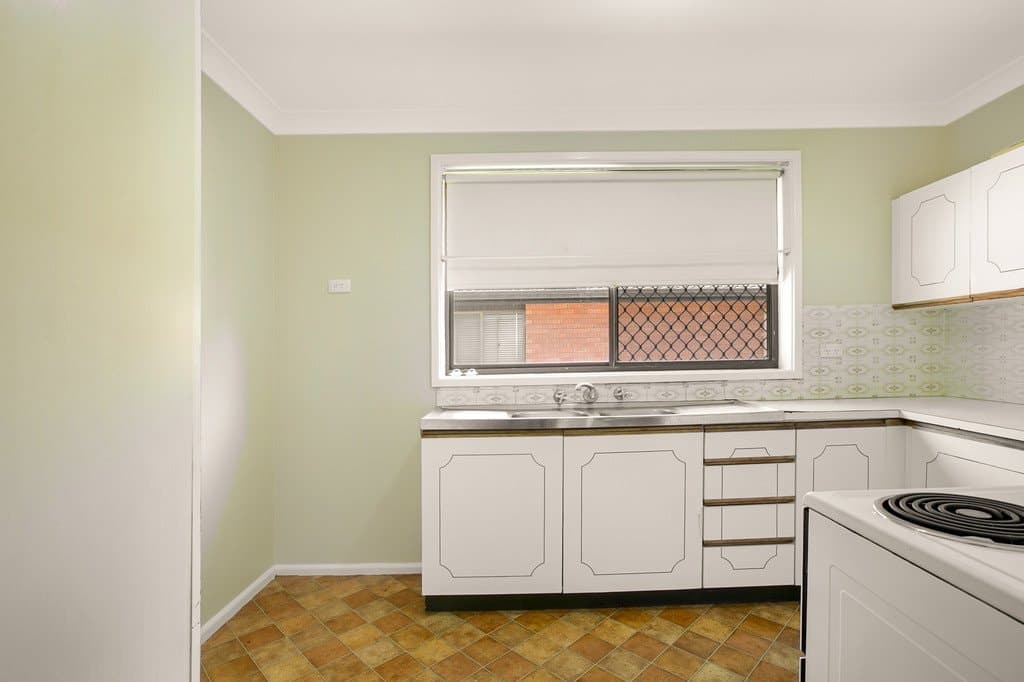 1/51
                Rawson
                Avenue
            
            
            
            tamworth
            
            
            NSW,
            2340, Tamworth - Thumbnail 8