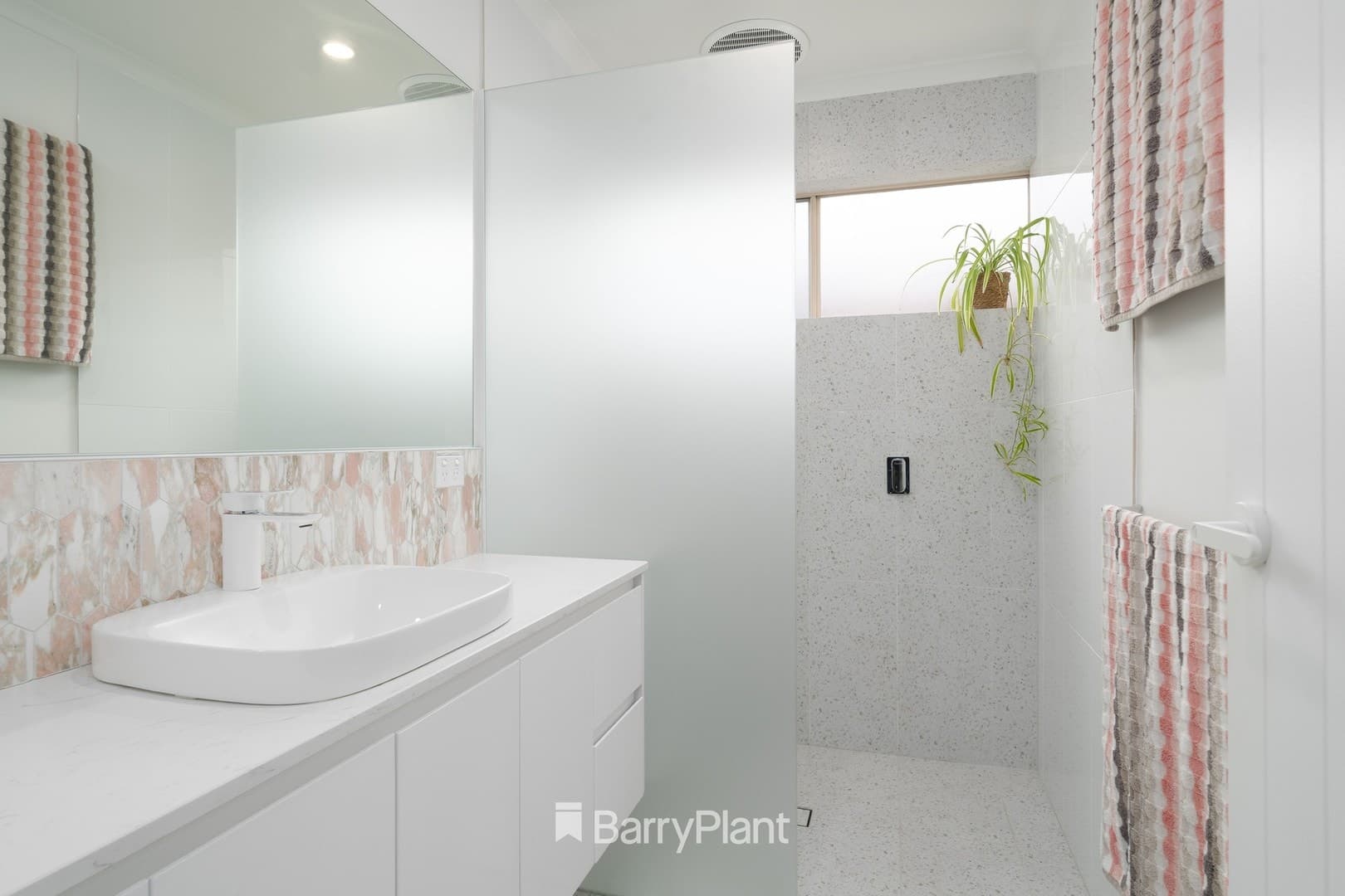3/3 Findon StreetSouth Geelong, VIC 3220, South Geelong - Thumbnail 4