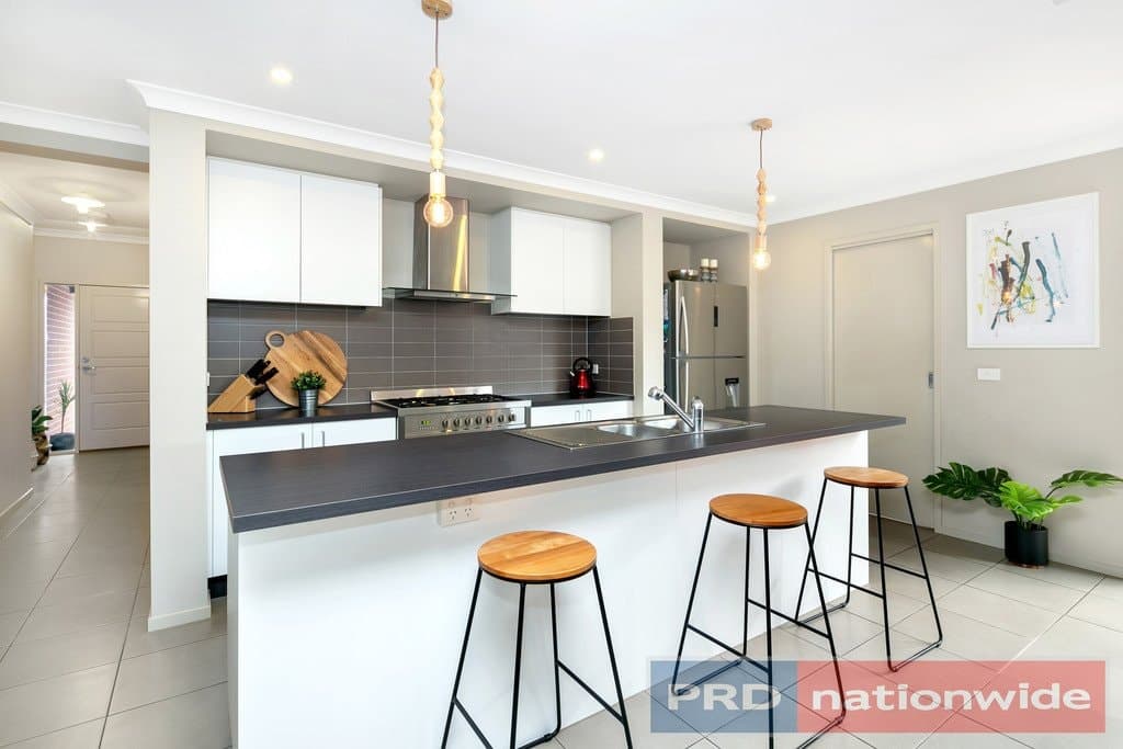 29
                Wilmott
                Street
            
            
            
            lucas
            
            
            VIC,
            3350, Lucas - Thumbnail 6