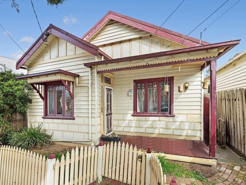 6 Deakin Street,
                        
                    
                    
                        
                            YARRAVILLE, Yarraville - Image 1