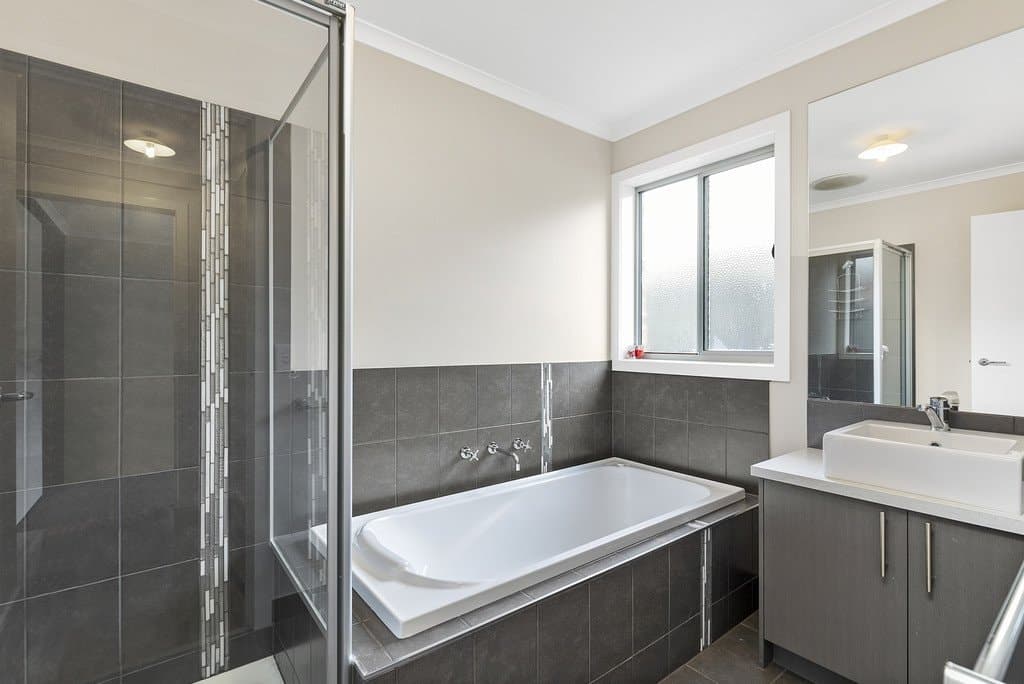 8
                Sutcliffe
                Street
            
            
            
            lucas
            
            
            VIC,
            3350, Lucas - Thumbnail 4