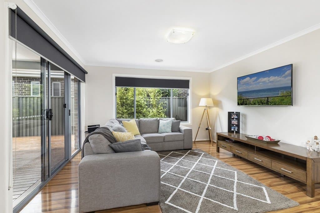 8
                Sutcliffe
                Street
            
            
            
            lucas
            
            
            VIC,
            3350, Lucas - Thumbnail 7