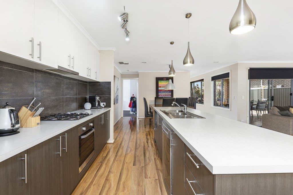 8
                Sutcliffe
                Street
            
            
            
            lucas
            
            
            VIC,
            3350, Lucas - Thumbnail 8