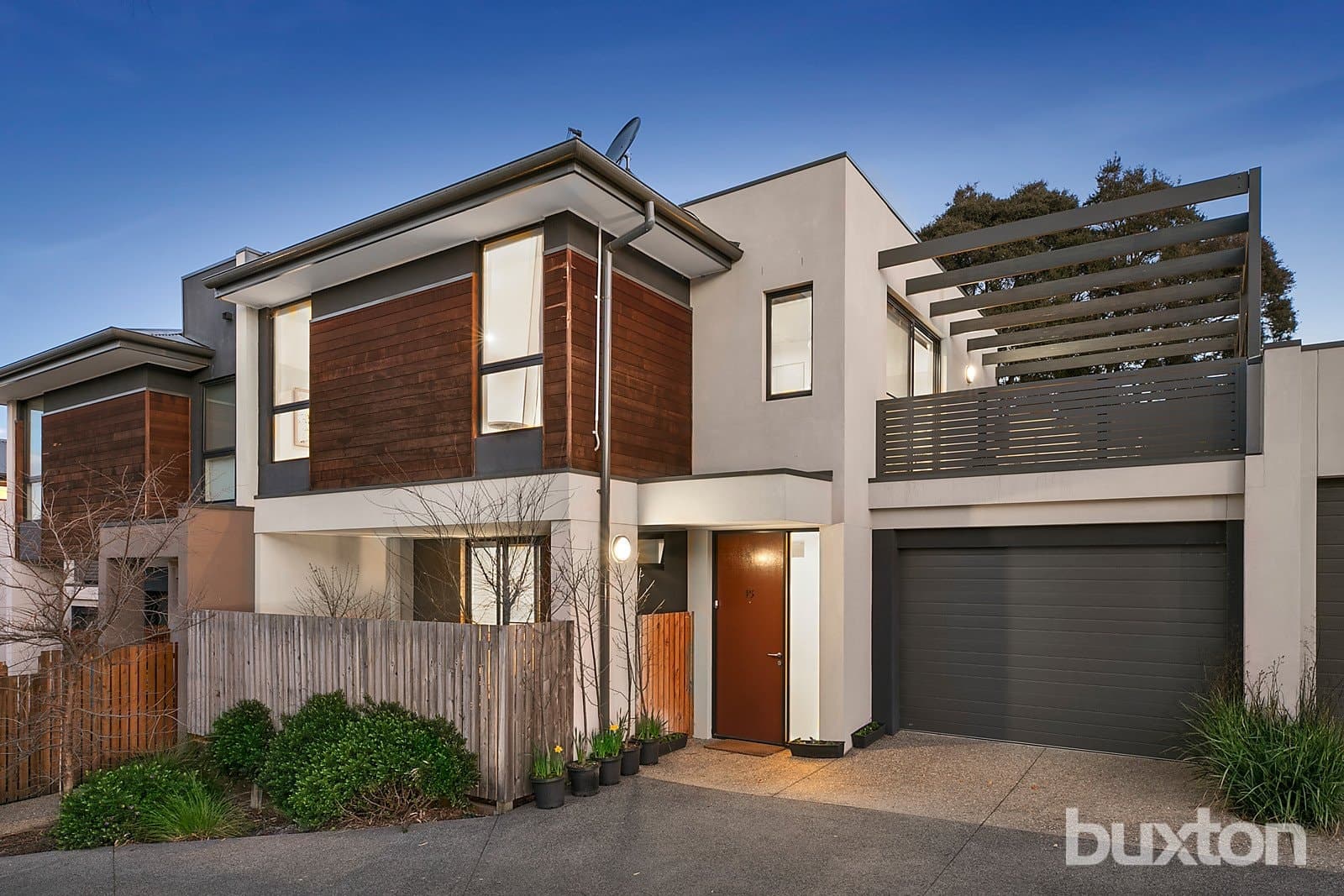 15/19-21 Doncaster East Road,
                        
                    
                    
                        
                            Mitcham, Mitcham - Image 1