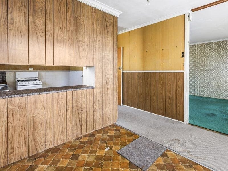 29 Laurina Crescent,
                        
                    
                    
                        
                            FRANKSTON NORTH, Frankston North - Thumbnail 4
