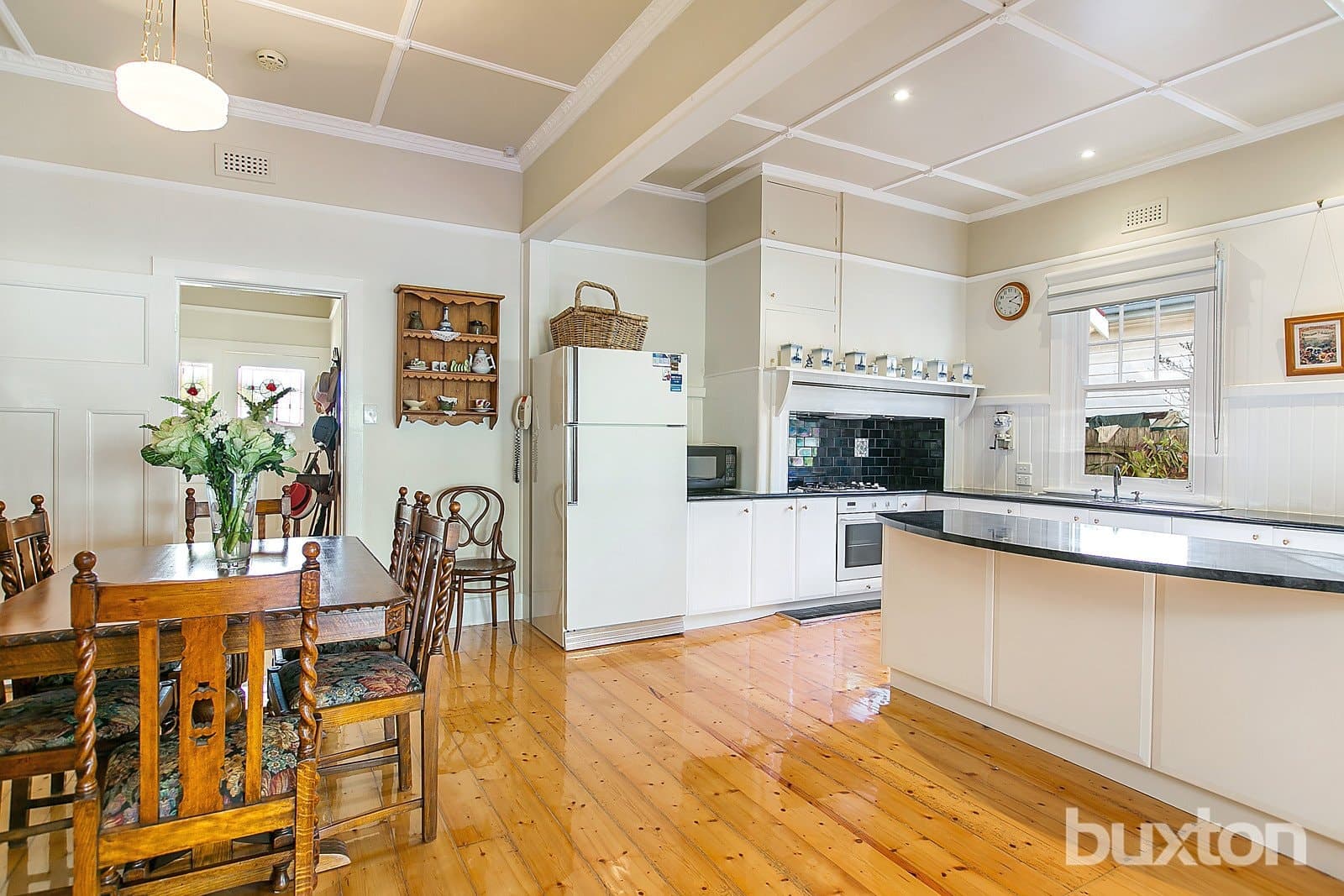60 Cummins Road,
                        
                    
                    
                        
                            Brighton East, Brighton East - Thumbnail 4