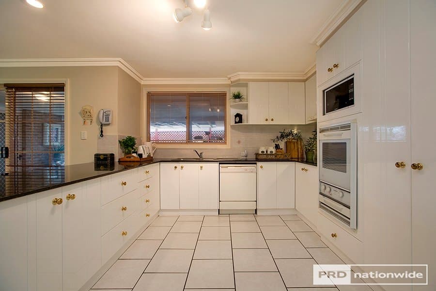 50
                Anthony
                Road
            
            
            
            tamworth
            
            
            NSW,
            2340, South Tamworth - Thumbnail 6