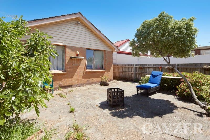 18 Lyons Street, PORT MELBOURNE, Port Melbourne - Thumbnail 4