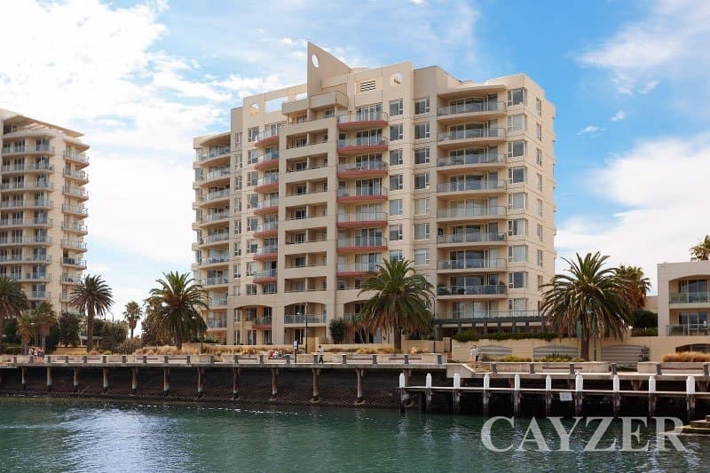 902/107 Beach Street, PORT MELBOURNE, Port Melbourne - Image 1