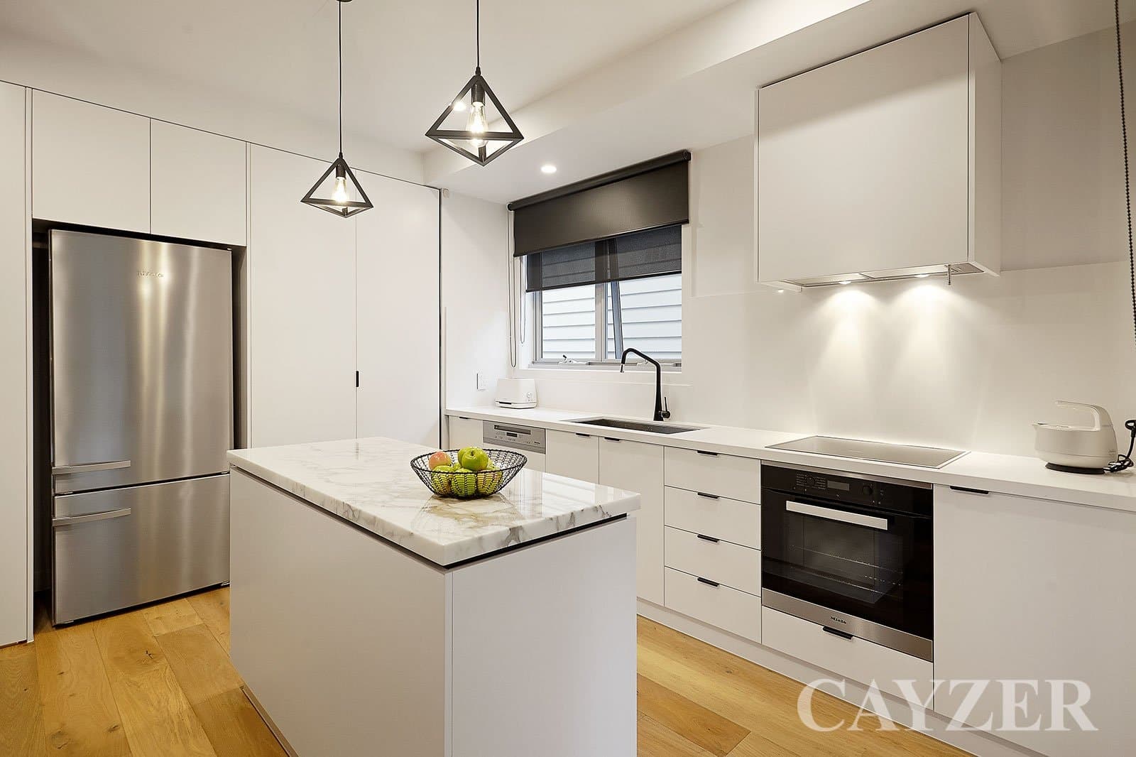 6 Esplanade Place,
                        
                    
                    
                        
                            PORT MELBOURNE, Port Melbourne - Thumbnail 4
