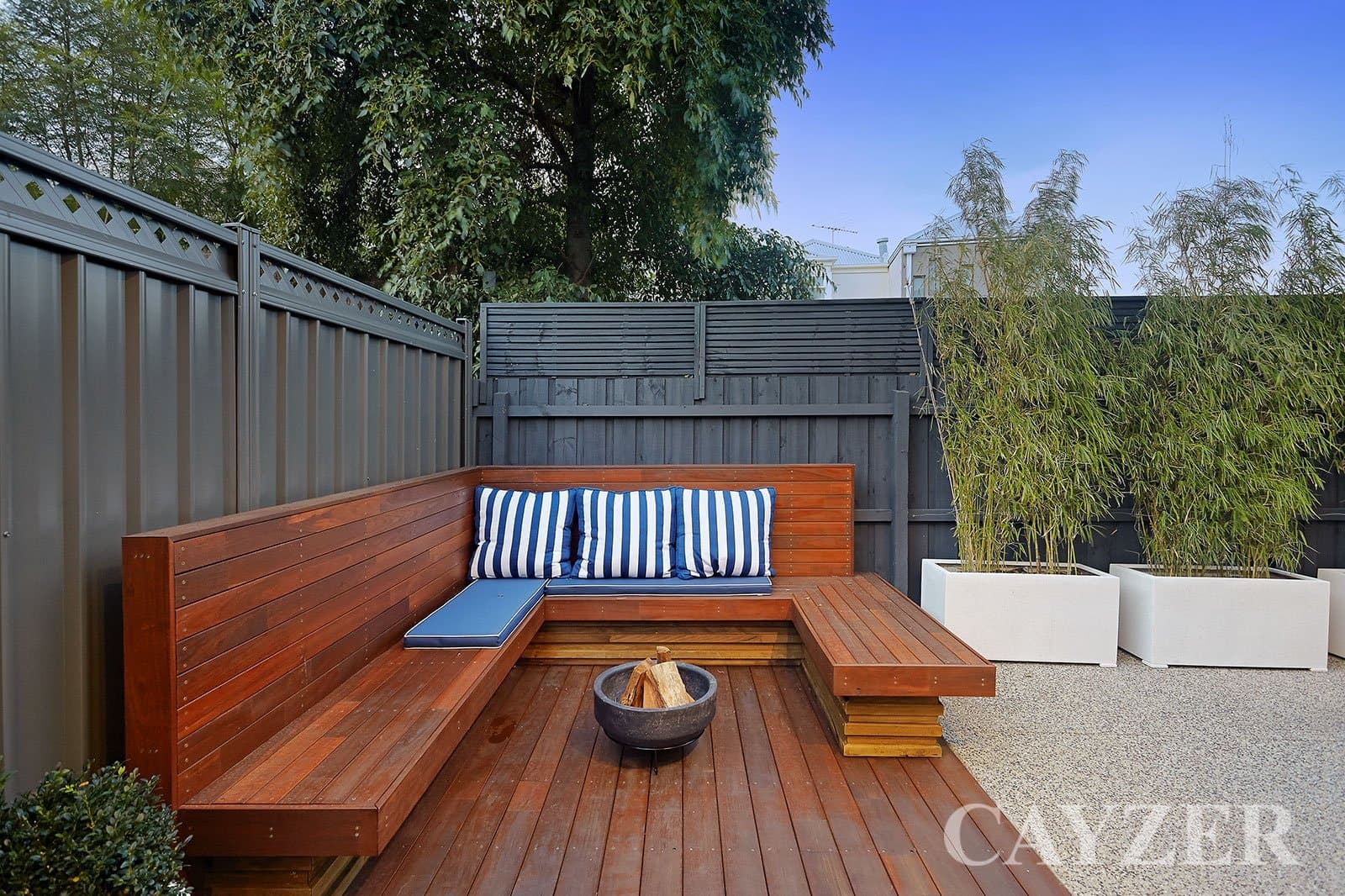 6 Esplanade Place,
                        
                    
                    
                        
                            PORT MELBOURNE, Port Melbourne - Thumbnail 5