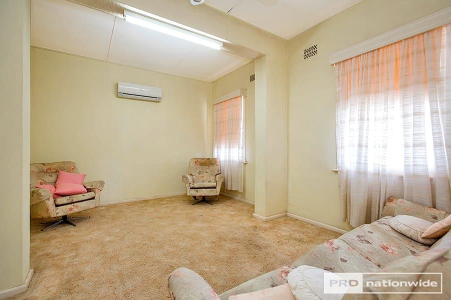 131
                Johnston
                Street
            
            
            
            tamworth
            
            
            NSW,
            2340, North Tamworth - Thumbnail 3