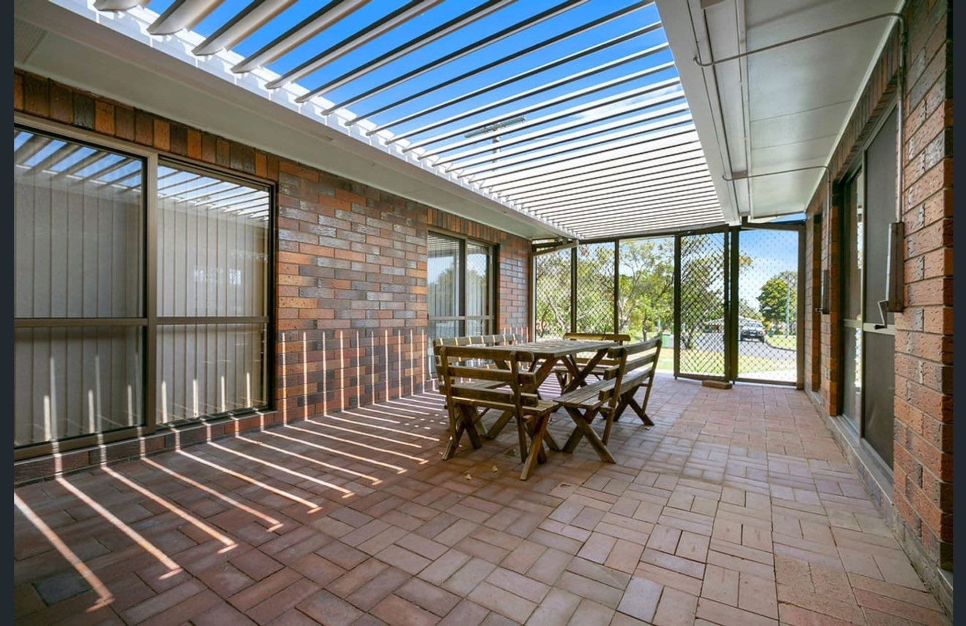 Shop 5a, 1 Dolphin Avenue, Tin Can Bay, QLD, 4580, Tin Can Bay - Thumbnail 2