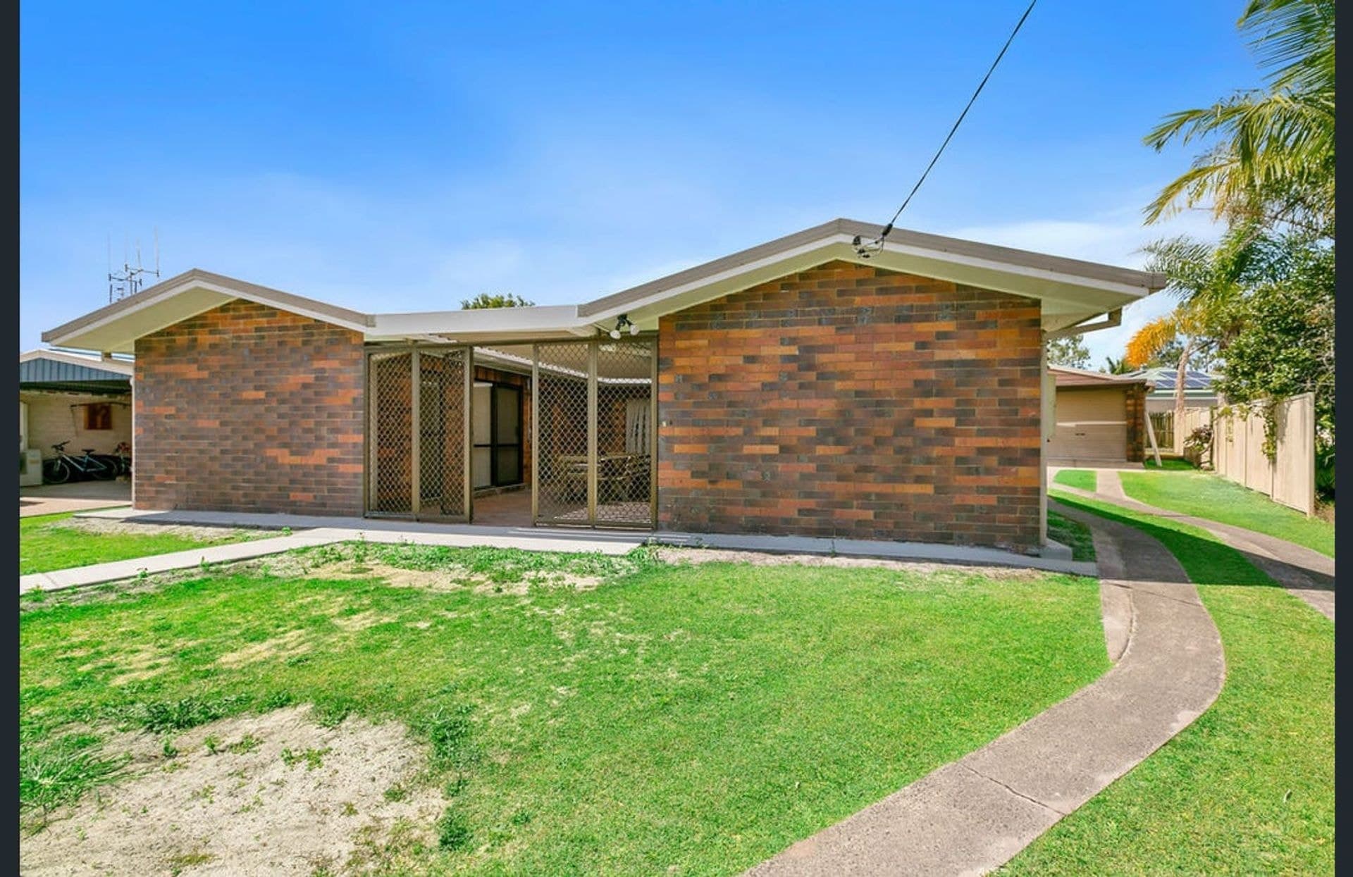 Shop 5a, 1 Dolphin Avenue, Tin Can Bay, QLD, 4580, Tin Can Bay - Thumbnail 3