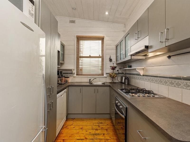 2 Seddon Street,
                        
                    
                    
                        
                            SEDDON, Seddon - Thumbnail 5