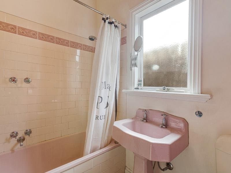 2 Seddon Street,
                        
                    
                    
                        
                            SEDDON, Seddon - Thumbnail 7