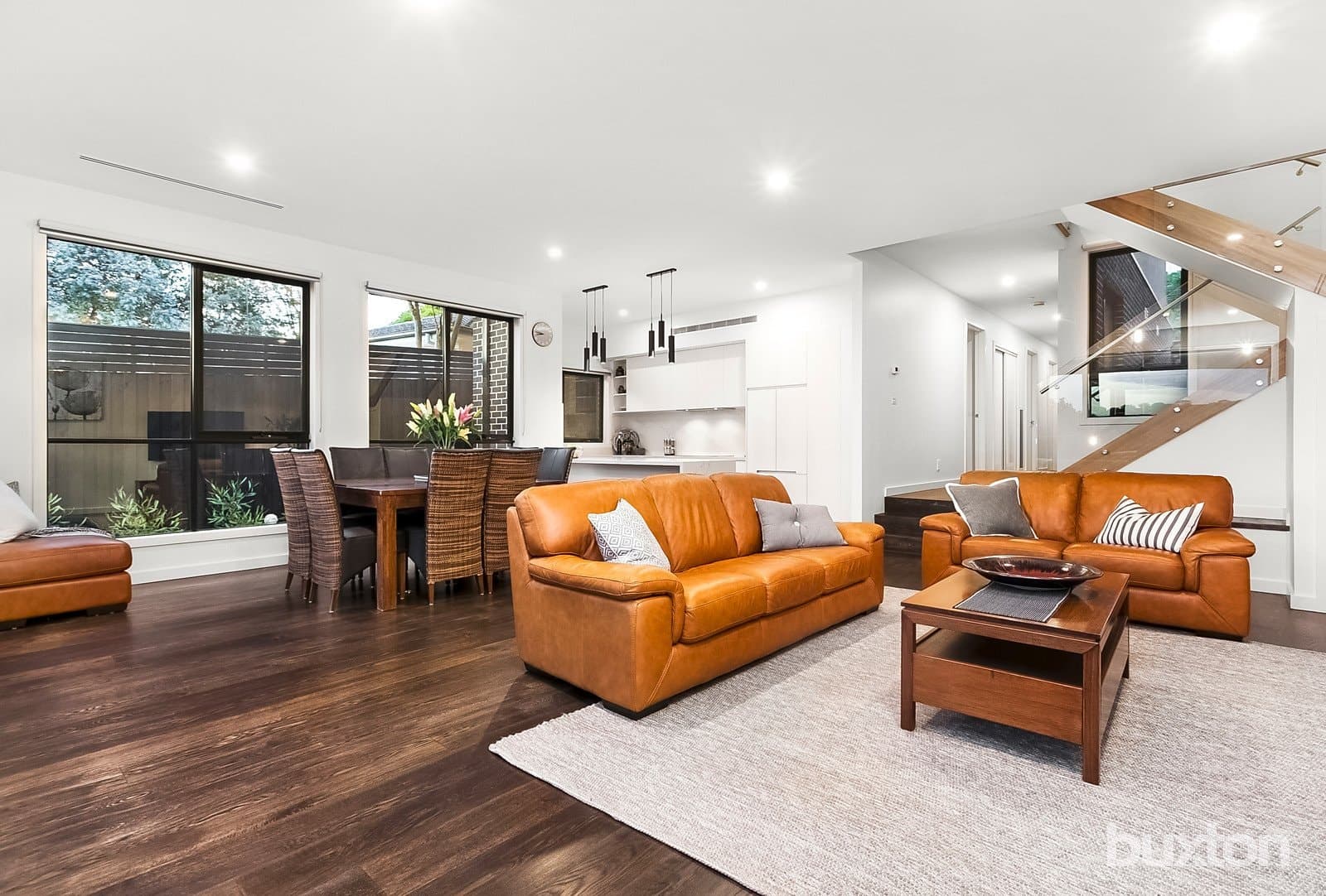 6a Sylvan Crescent,
                        
                    
                    
                        
                            Ashwood, Ashwood - Thumbnail 2