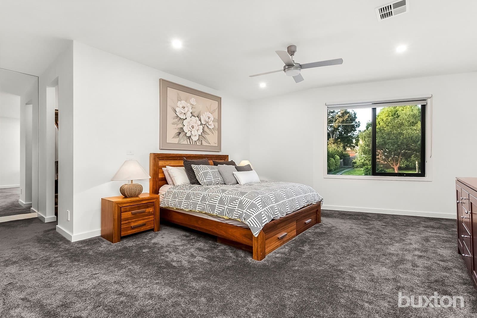 6a Sylvan Crescent,
                        
                    
                    
                        
                            Ashwood, Ashwood - Thumbnail 6