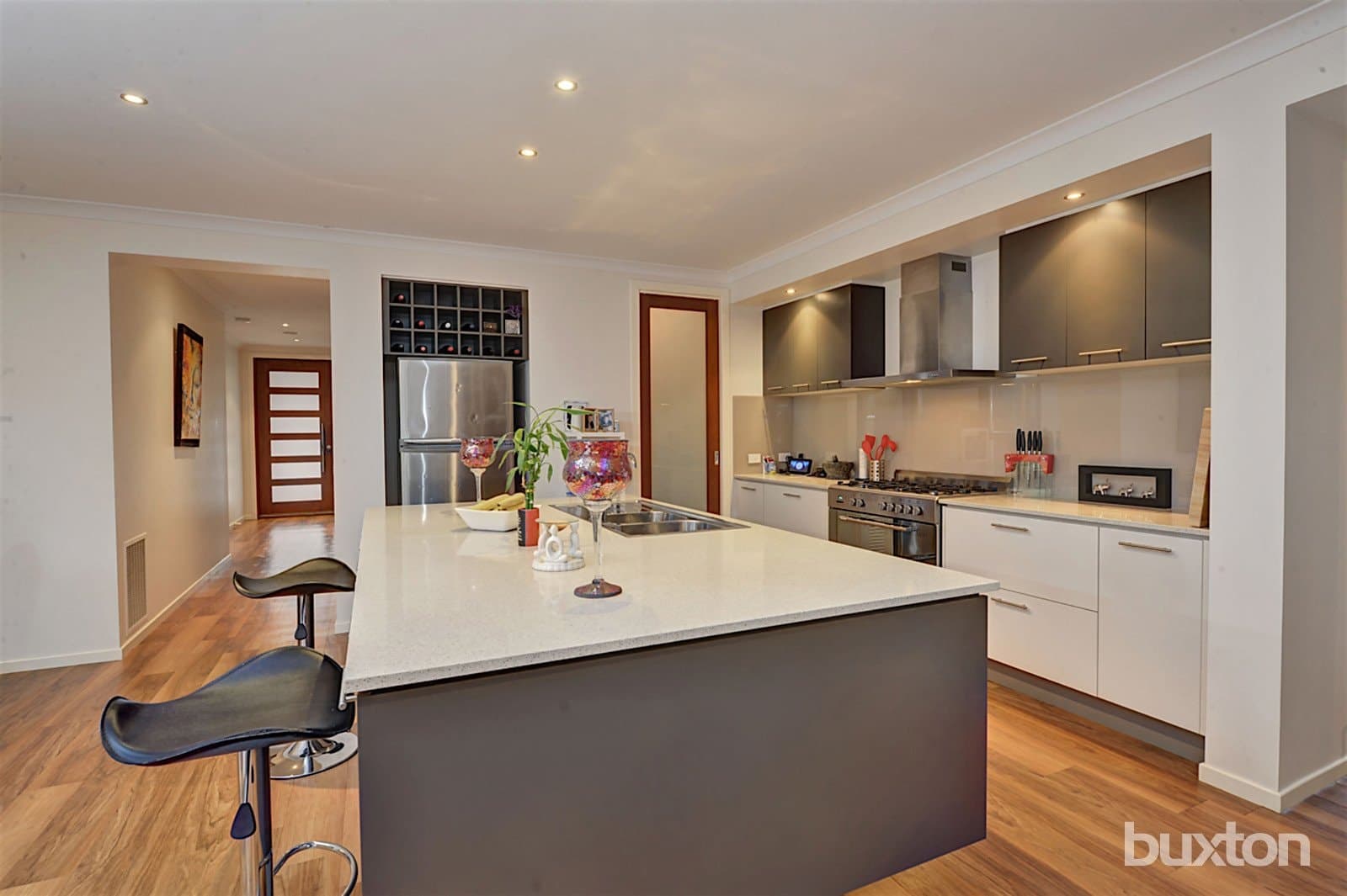 35 Cuzens Road,
                        
                    
                    
                        
                            Alfredton, Alfredton - Thumbnail 3