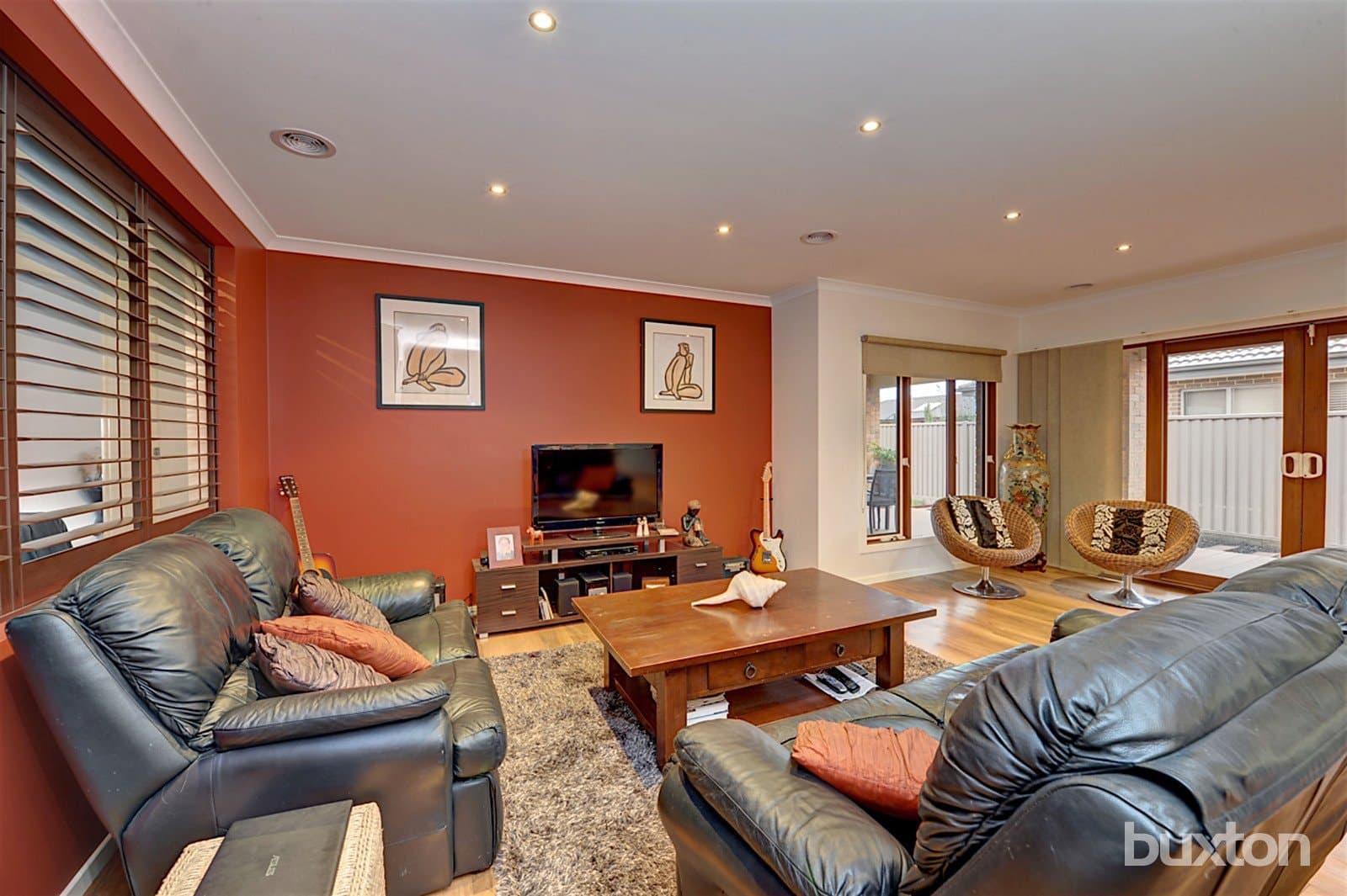 35 Cuzens Road,
                        
                    
                    
                        
                            Alfredton, Alfredton - Thumbnail 4