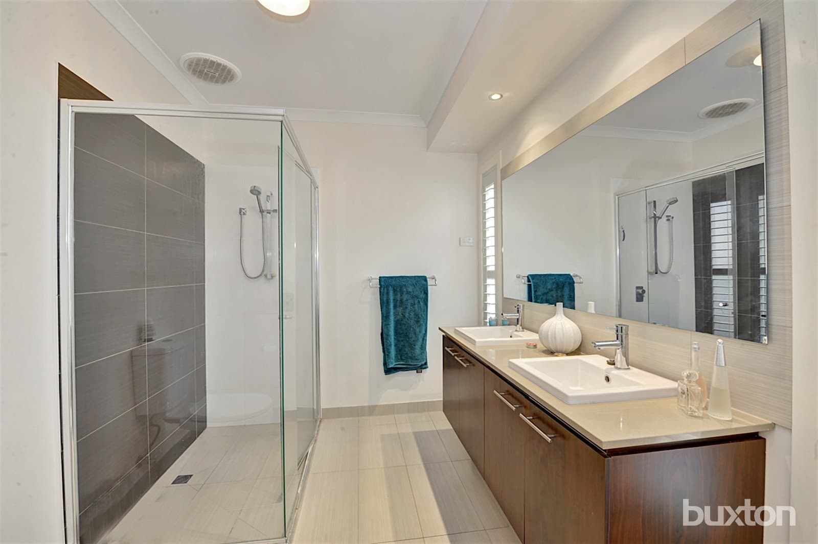 35 Cuzens Road,
                        
                    
                    
                        
                            Alfredton, Alfredton - Thumbnail 8