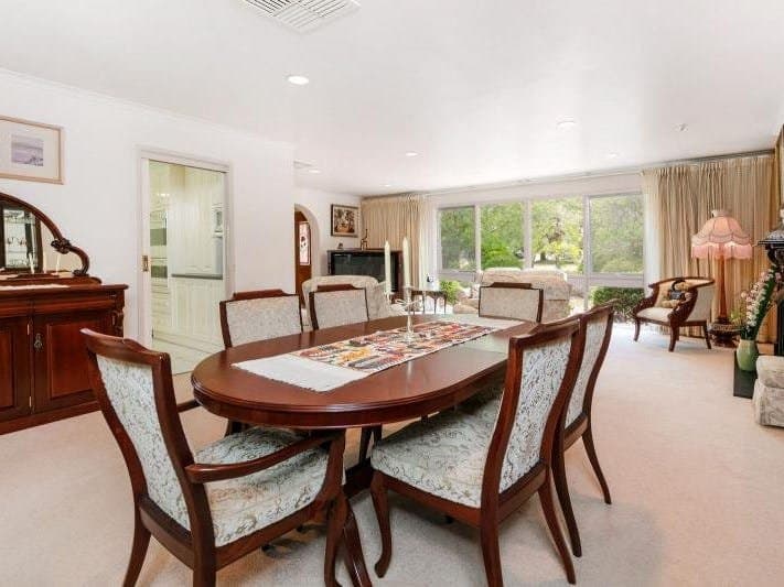 2A Blake Court,
                        
                    
                    
                        
                            MOUNT ELIZA, Mount Eliza - Thumbnail 4