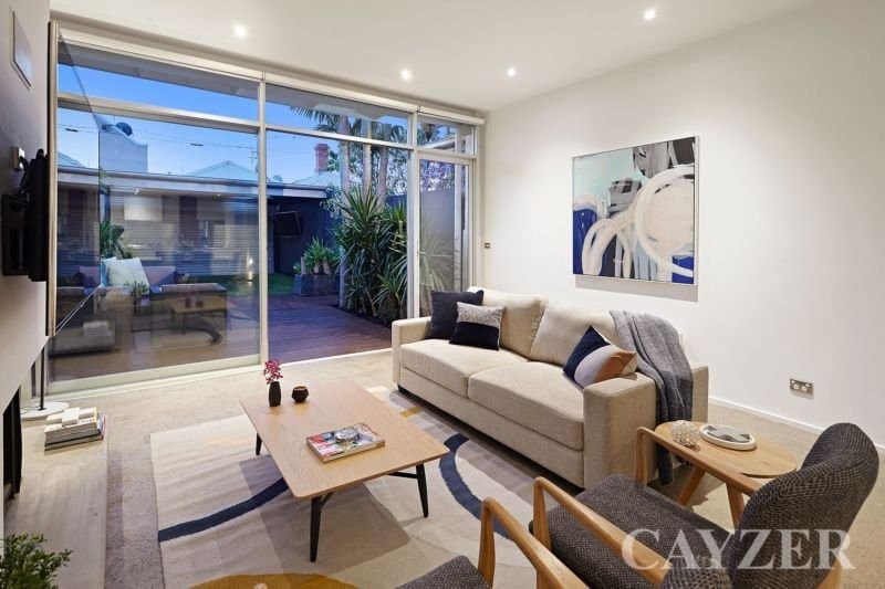 10 Merton Place,
                        
                    
                    
                        
                            ALBERT PARK, Albert Park - Thumbnail 2
