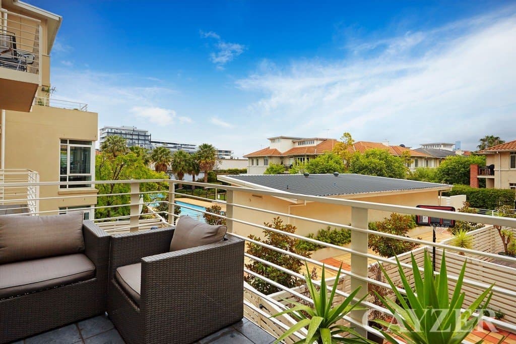 11/39 Esplanade East, PORT MELBOURNE, Port Melbourne - Thumbnail 3