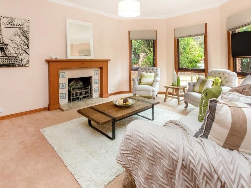 65 Eliza Drive,
                        
                    
                    
                        
                            MOUNT ELIZA, Mount Eliza - Thumbnail 2