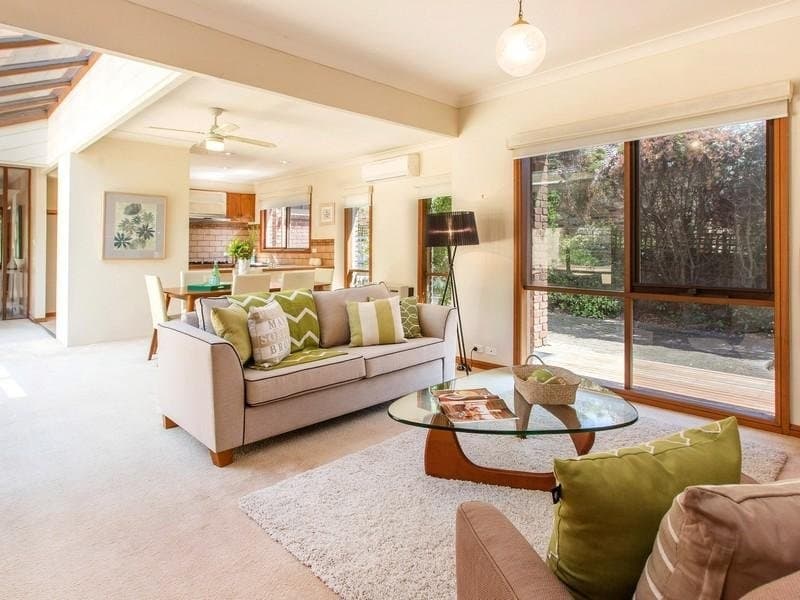 65 Eliza Drive,
                        
                    
                    
                        
                            MOUNT ELIZA, Mount Eliza - Thumbnail 7