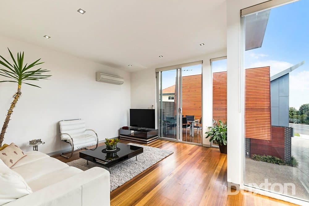 4/168 Beach Road,
                        
                    
                    
                        
                            Parkdale, Parkdale - Thumbnail 3