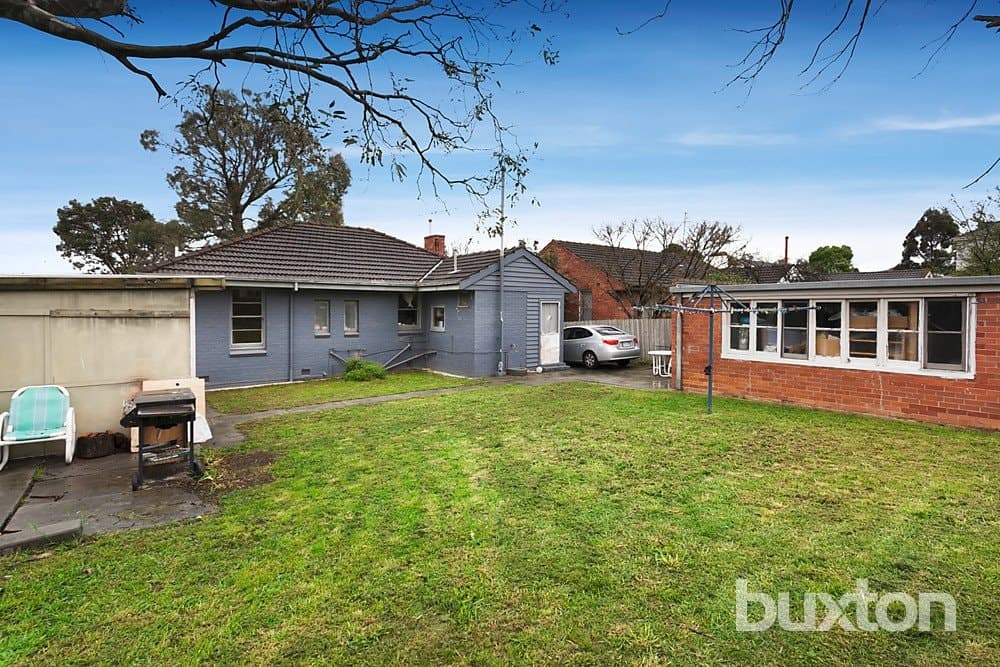 5 Nicholas Street,
                        
                    
                    
                        
                            Ashburton, Ashburton - Thumbnail 3