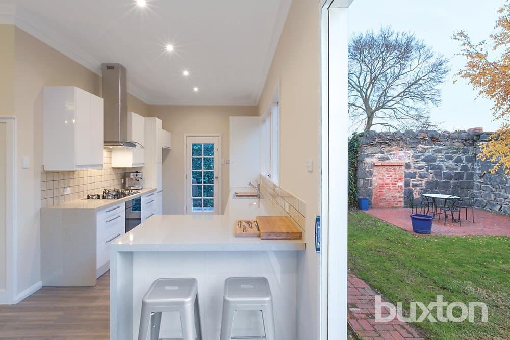 5 Parker Street, Lake Wendouree, Lake Wendouree - Thumbnail 3