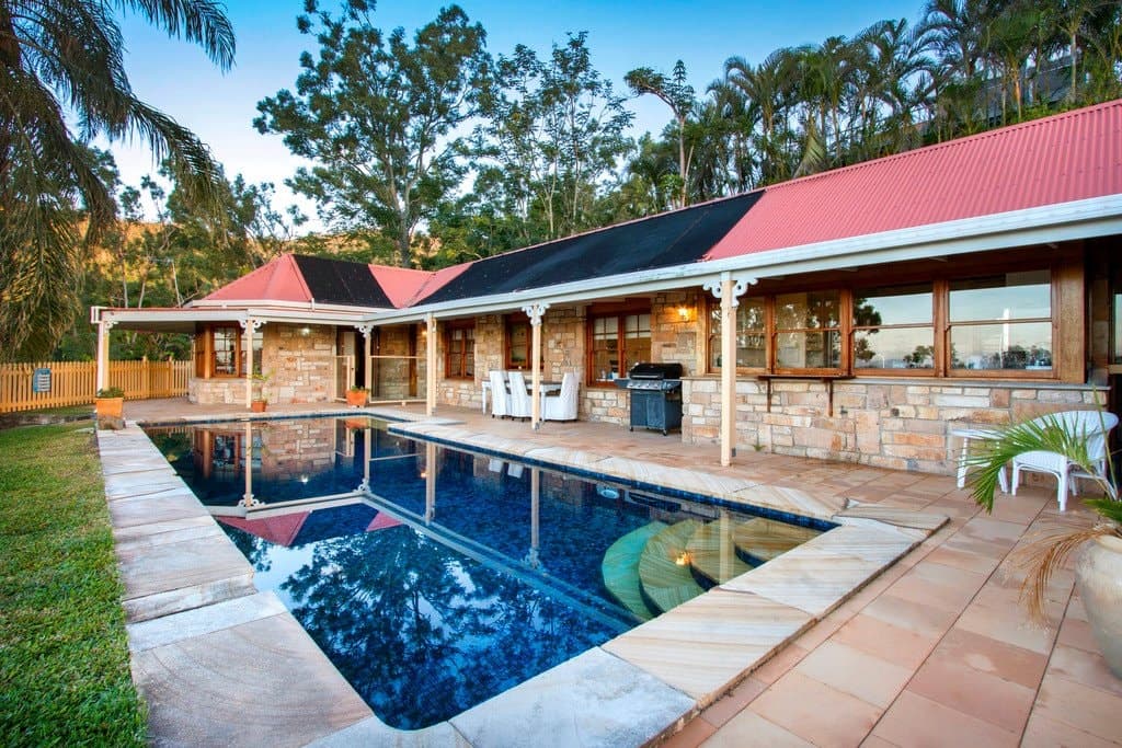 31a
                Manooka
                Drive
            
            
            
            cannonvale
            
            
            QLD,
            4802, Cannonvale - Thumbnail 3