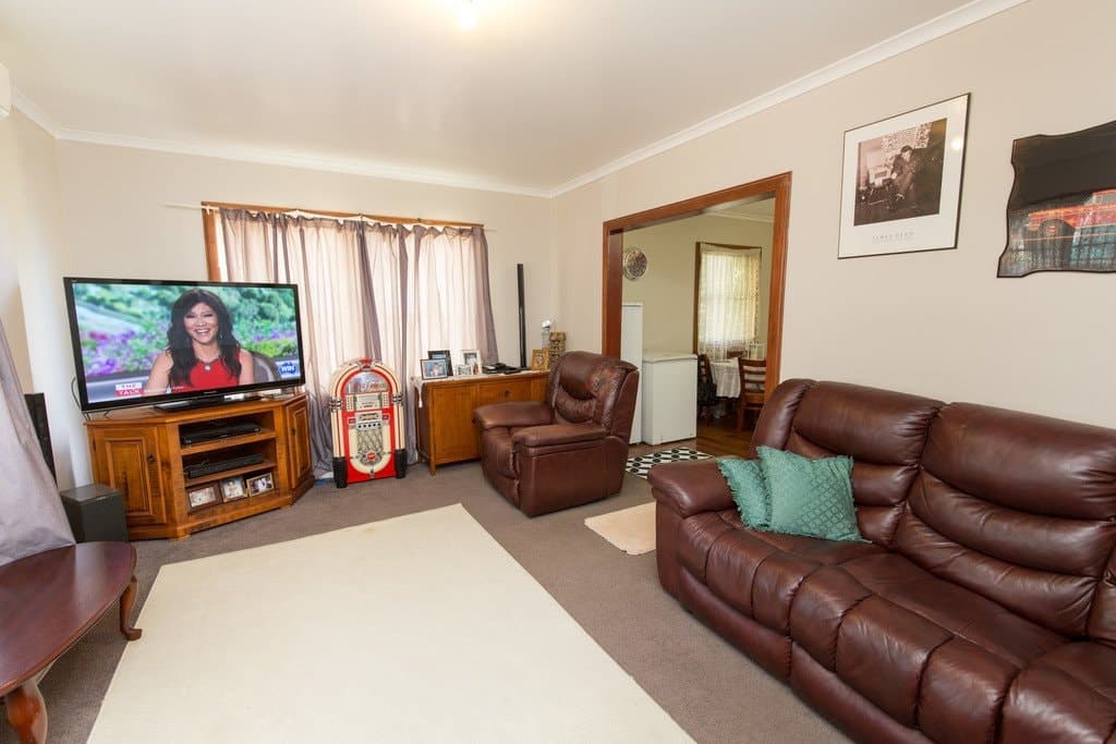 862
                Fourteenth
                Street
            
            
            
            mildura
            
            
            VIC,
            3500, Mildura Property Image - Thumbnail 2