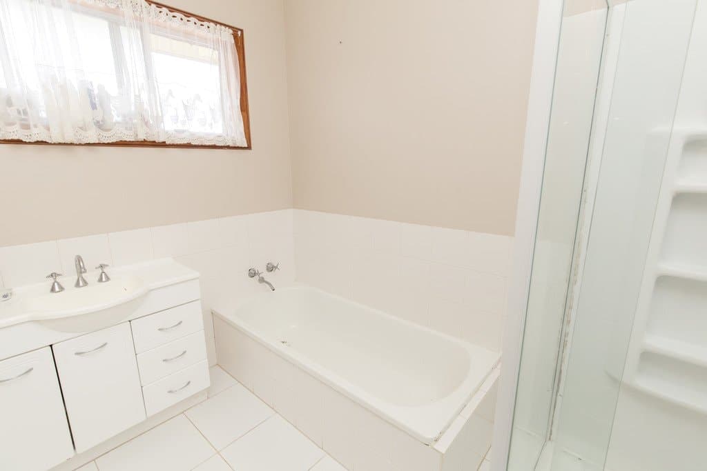 862
                Fourteenth
                Street
            
            
            
            mildura
            
            
            VIC,
            3500, Mildura Property Image - Thumbnail 4
