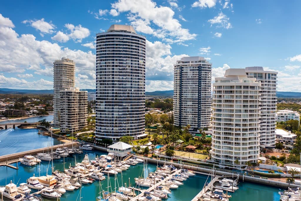 unit 105/17 Bayview Street, Runaway Bay, QLD, 4216, Runaway Bay - Thumbnail 2