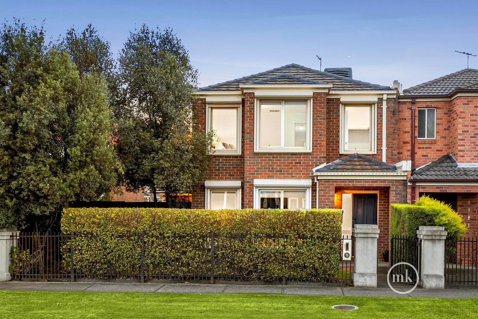 57 The Lakes Boulevard, South Morang, South Morang - Thumbnail 2