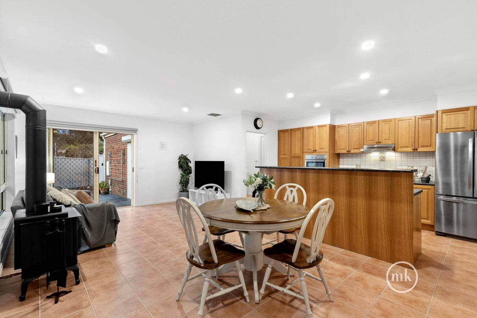 57 The Lakes Boulevard, South Morang, South Morang - Thumbnail 3