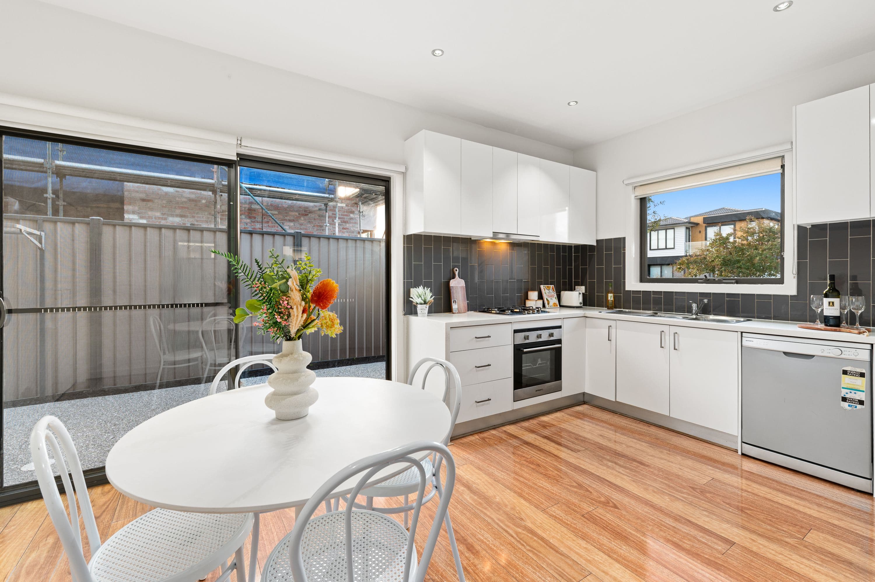 81 Arundel Avenue, Reservoir VIC 3073, Reservoir - Thumbnail 3