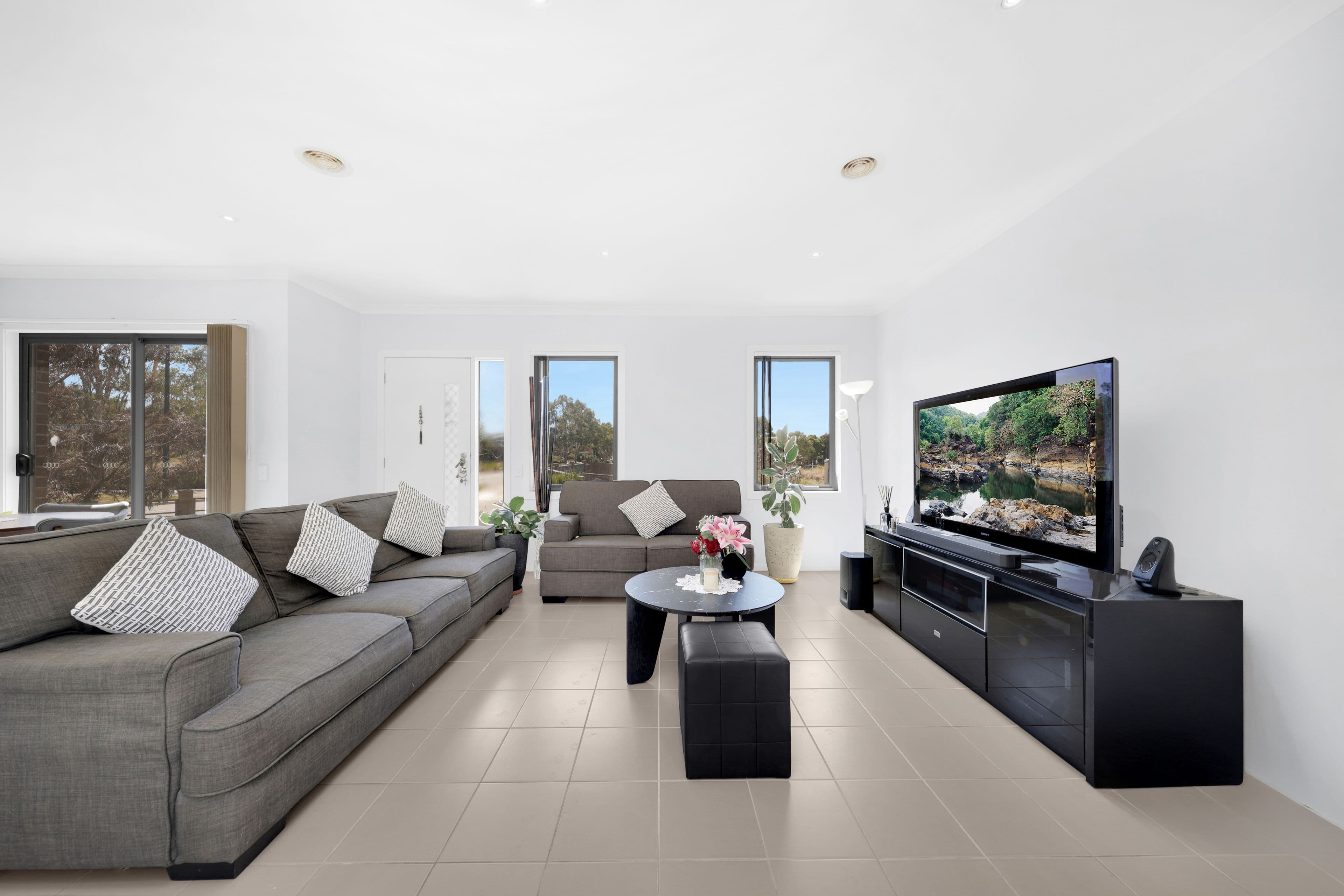 2 Marseilles Place, South Morang VIC 3752, South Morang - Thumbnail 8