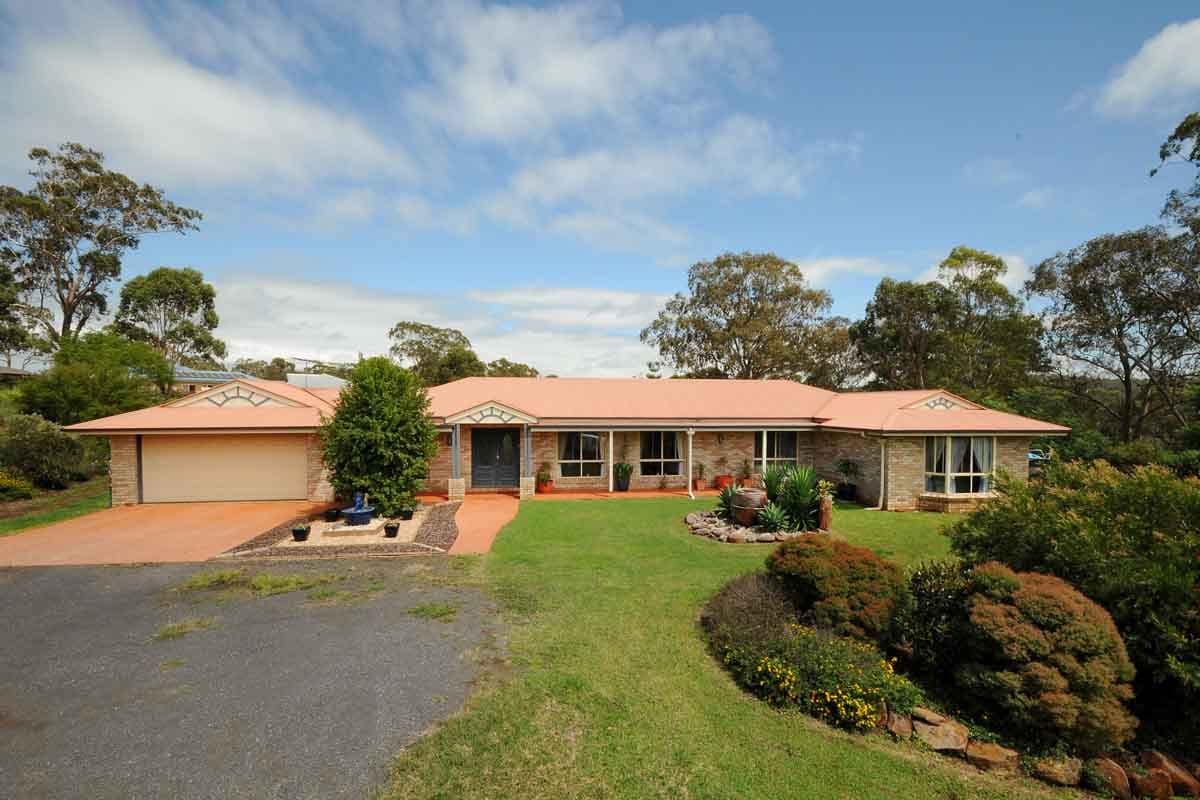 10 Traverston Court, PRESTON QLD 4352, Preston - Image 1